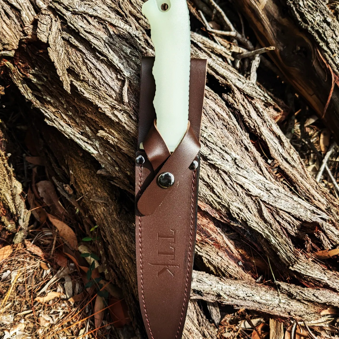TASSIE TIGER GLOW HANDLE PIG STICKER