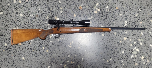 S/H WINCHESTER MOD70 22-250 W/SCOPE